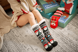 Warm Christmas Socks, 2 Pairs